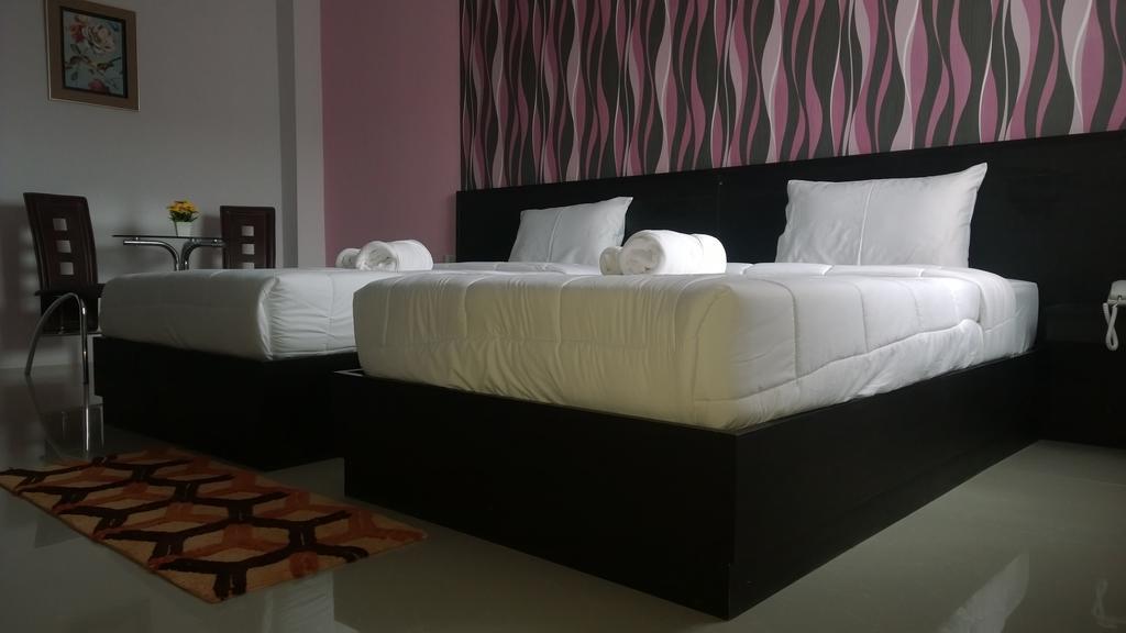 The Zara Double Tree Hotel Ubon Ratchathani Quarto foto